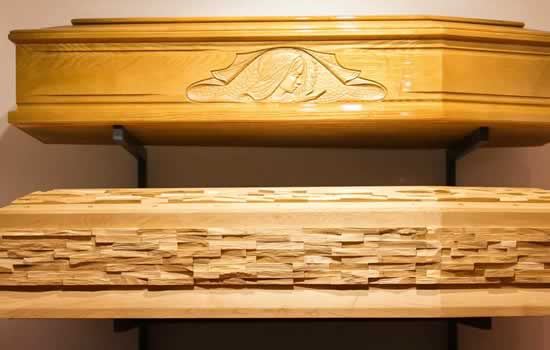 Cofani funebri in legno